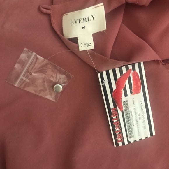 Everly, Very Soft 3/4 sleeve dress, Size S - Picture 5 of 5